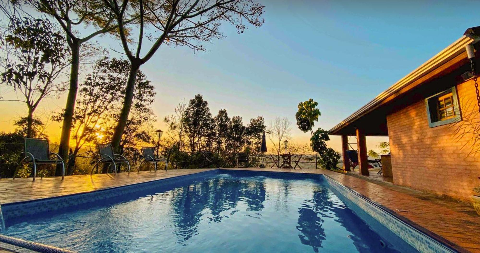 Casa De Campo Araxa Na Montanha Com Piscina Пиракая Экстерьер фото